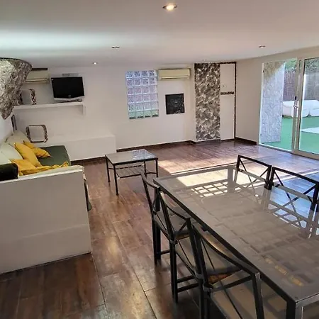 Prázdninový dům Casa En Alella, Barcelona *