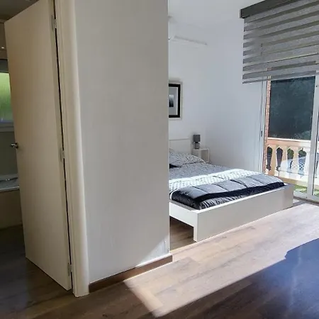 Casa En Alella, Barcelona *